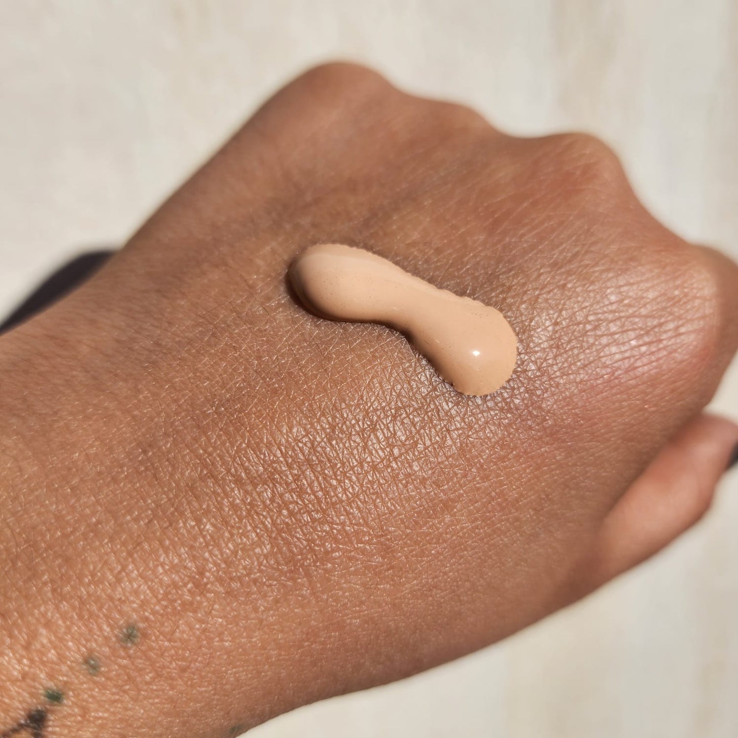 🌞 Base de Maquillaje con Protección Solar